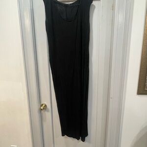 PrettyLittleThing Black Sleeveless Maxi Dress